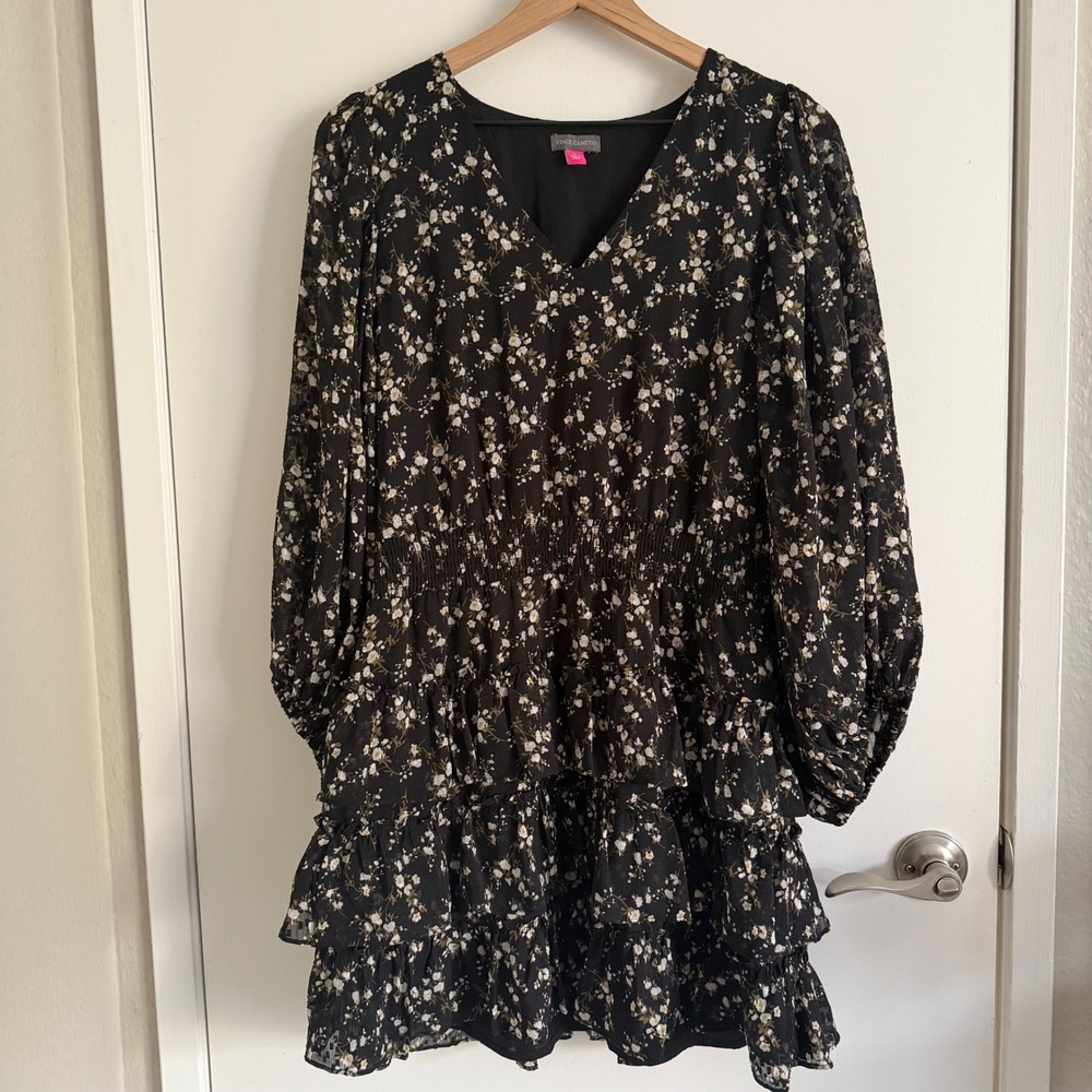 Vince Camuto Black Floral Smocked Waist Ruffle Tiered Mini 80s Chic Coquette